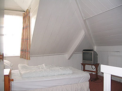 Holiday Cottage - Twin Bedroom 